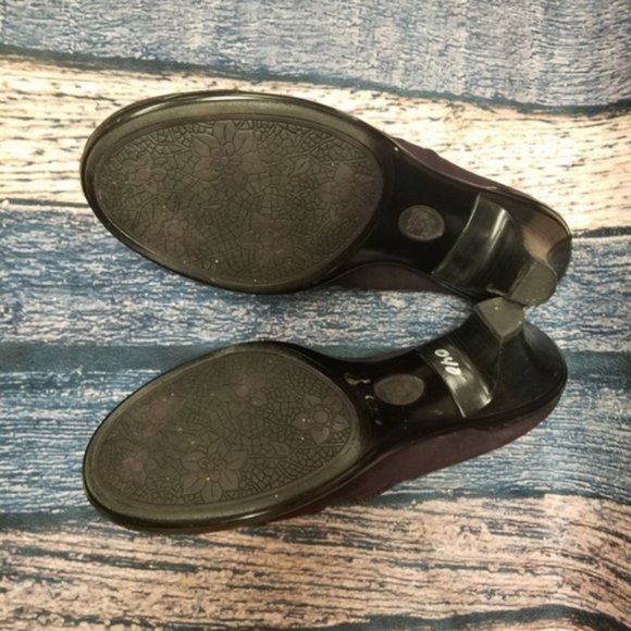 Sofft Eggplant Mules - Picture 4 of 6